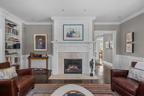 Tiny photo for 2269 Saint Johns Avenue, Highland Park, IL 60035 (MLS # 12625308)