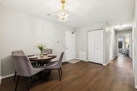 Tiny photo for 9166 Clairmont Court #9166, Orland Park, IL 60462 (MLS # 12545642)