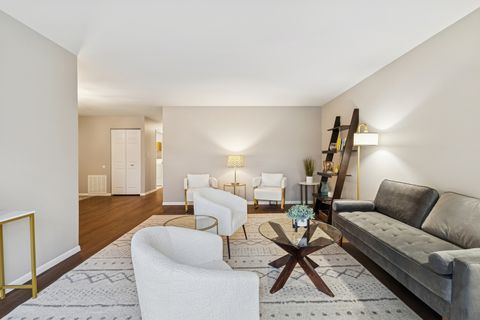 Tiny photo for 9166 Clairmont Court #9166, Orland Park, IL 60462 (MLS # 12545642)