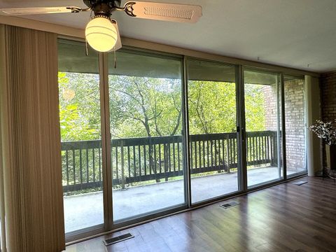 Tiny photo for 5600 Hillcrest Lane #1K, Lisle, IL 60532 (MLS # 12534391)