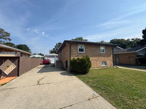 Tiny photo for 1019 N Lewis Avenue, Waukegan, IL 60085 (MLS # 12463607)