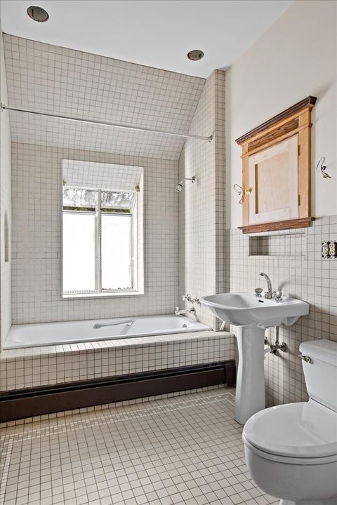 Tiny photo for 1317 W Byron Street, Chicago, IL 60613 (MLS # 12500009)