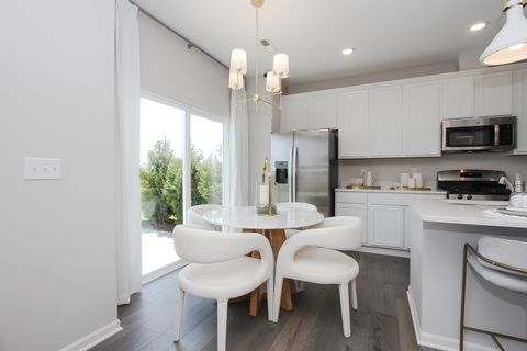 Tiny photo for 403 Comstock Road, South Elgin, IL 60177 (MLS # 12509084)