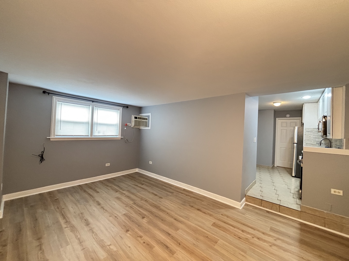 9307 W IRVING PARK Road 10