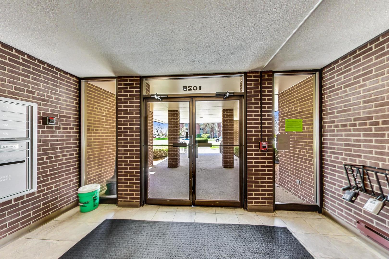 1025 S Fernandez Avenue 3B