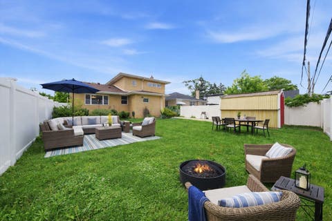 Tiny photo for 10623 WINDSOR Drive, Westchester, IL 60154 (MLS # 12697700)