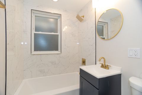 Tiny photo for 5529 W CORNELIA Avenue, Chicago, IL 60641 (MLS # 12550595)