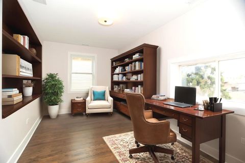 Tiny photo for 5529 W CORNELIA Avenue, Chicago, IL 60641 (MLS # 12550595)