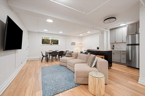 Tiny photo for 609 W Stratford Place #3B, Chicago, IL 60657 (MLS # 12587754)