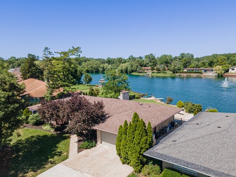 Tiny photo for 1866 Berry Lane, Des Plaines, IL 60018 (MLS # 12688214)