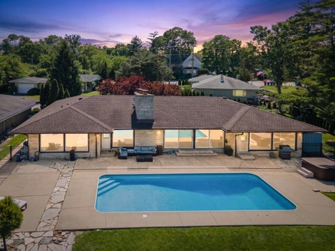 Tiny photo for 1866 Berry Lane, Des Plaines, IL 60018 (MLS # 12688214)