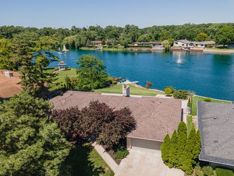 Tiny photo for 1866 Berry Lane, Des Plaines, IL 60018 (MLS # 12688214)