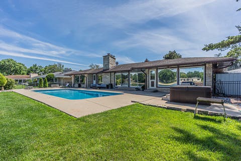 Tiny photo for 1866 Berry Lane, Des Plaines, IL 60018 (MLS # 12688214)