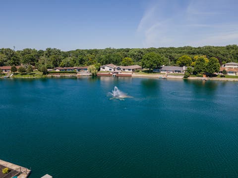 Tiny photo for 1866 Berry Lane, Des Plaines, IL 60018 (MLS # 12688214)
