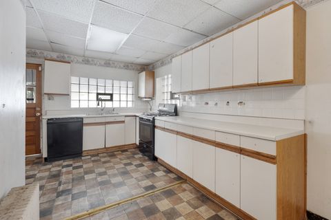 Tiny photo for 7444 S Merrill Avenue, Chicago, IL 60649 (MLS # 12476204)