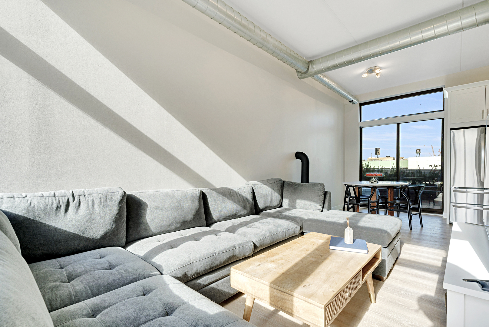 650 W Wayman Street 508