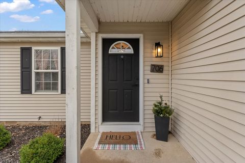 Tiny photo for 706 Northgate Drive, St. Joseph, IL 61873 (MLS # 12589375)