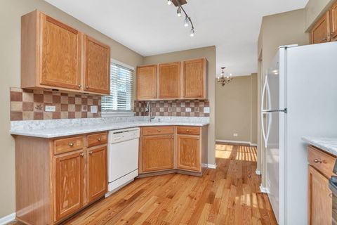 Tiny photo for 2509 Rosehall Lane, Aurora, IL 60503 (MLS # 12511383)