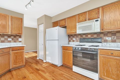 Tiny photo for 2509 Rosehall Lane, Aurora, IL 60503 (MLS # 12511383)