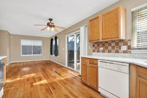 Tiny photo for 2509 Rosehall Lane, Aurora, IL 60503 (MLS # 12511383)