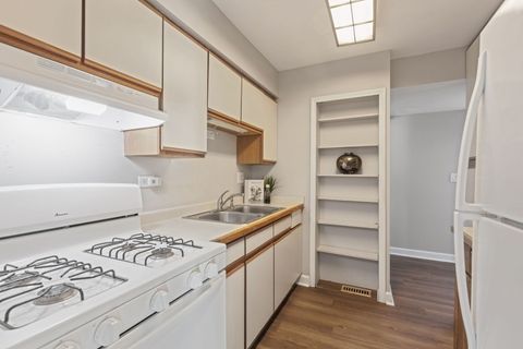 Tiny photo for Streamwood, IL 60107 (MLS # 12516027)