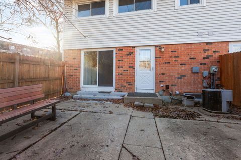 Tiny photo for Streamwood, IL 60107 (MLS # 12516027)