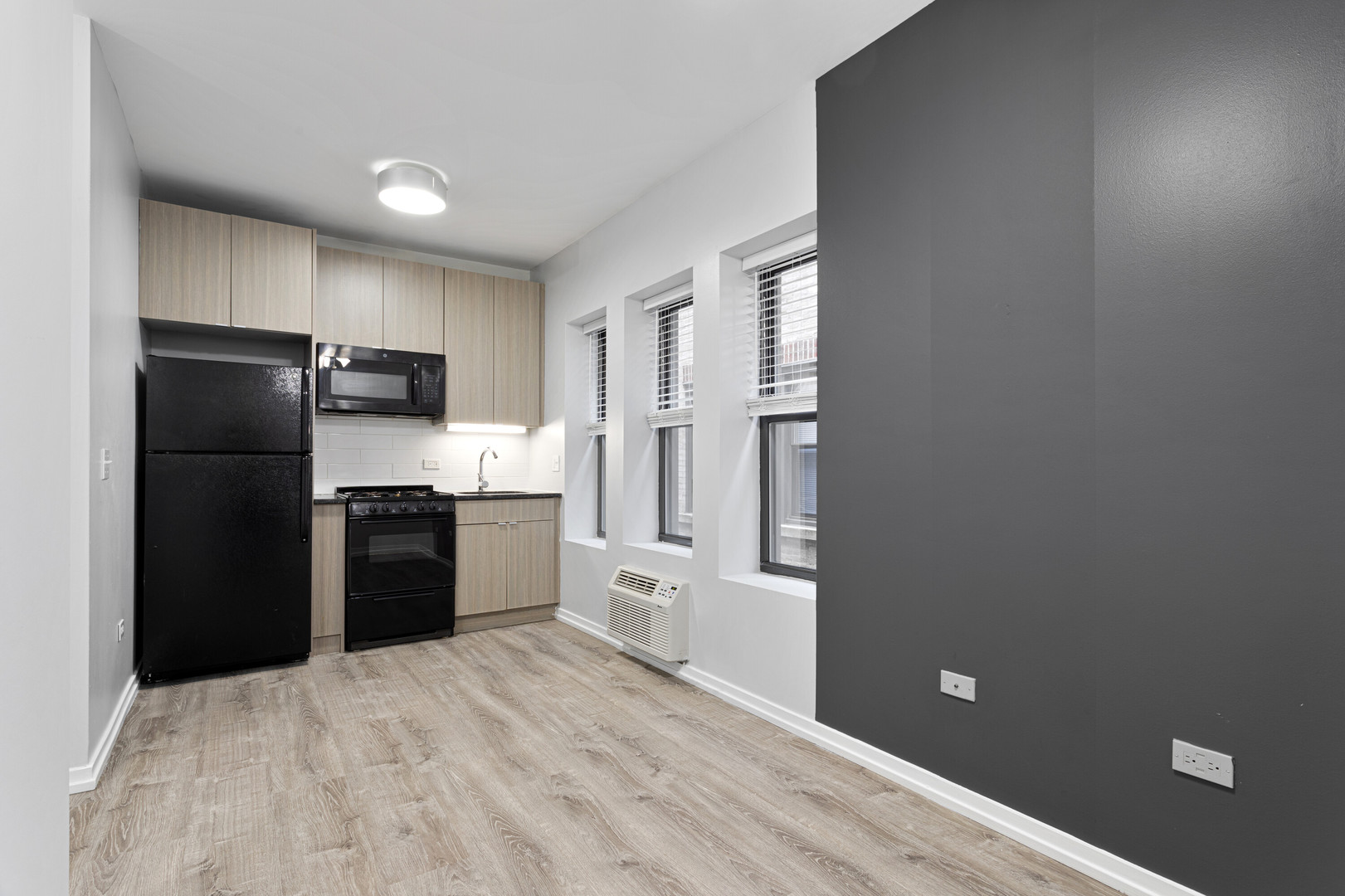 4875 N Magnolia Avenue 112