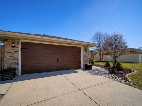 Tiny photo for 9133 S Meade Avenue, Oak Lawn, IL 60453 (MLS # 12589111)