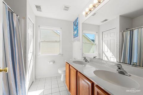 Tiny photo for 3435 Antoine Place, St. Charles, IL 60175 (MLS # 12570341)