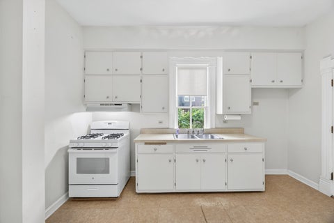 Tiny photo for 10644 S Walden Parkway, Chicago, IL 60643 (MLS # 12677291)