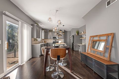 Tiny photo for 517 Meadowwood Lane, Oswego, IL 60543 (MLS # 12525846)