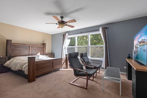 Tiny photo for 517 Meadowwood Lane, Oswego, IL 60543 (MLS # 12525846)