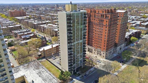 Tiny photo for 6701 S Crandon Avenue #8C, Chicago, IL 60649 (MLS # 12616980)