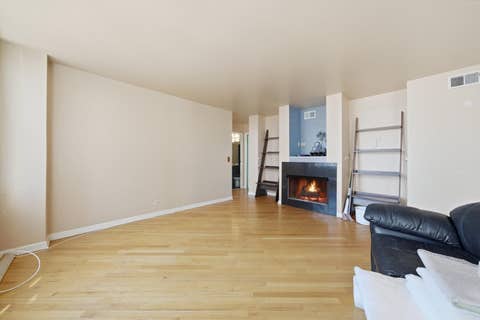 Tiny photo for 6701 S Crandon Avenue #8C, Chicago, IL 60649 (MLS # 12616980)