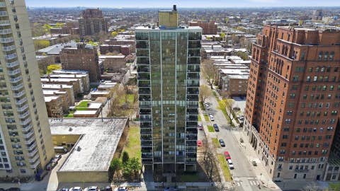 Tiny photo for 6701 S Crandon Avenue #8C, Chicago, IL 60649 (MLS # 12616980)