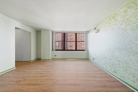 Tiny photo for 6701 S Crandon Avenue #8C, Chicago, IL 60649 (MLS # 12616980)