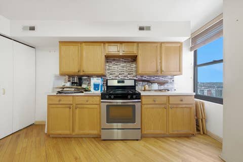 Tiny photo for 6701 S Crandon Avenue #8C, Chicago, IL 60649 (MLS # 12616980)