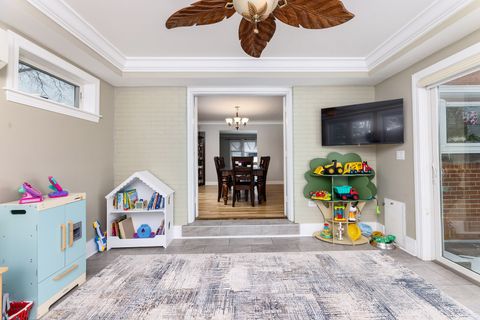 Tiny photo for 259 Cornell Avenue, Des Plaines, IL 60016 (MLS # 12610922)