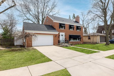 Tiny photo for 259 Cornell Avenue, Des Plaines, IL 60016 (MLS # 12610922)