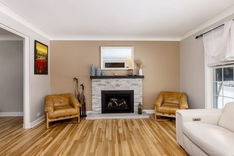 Tiny photo for 259 Cornell Avenue, Des Plaines, IL 60016 (MLS # 12610922)