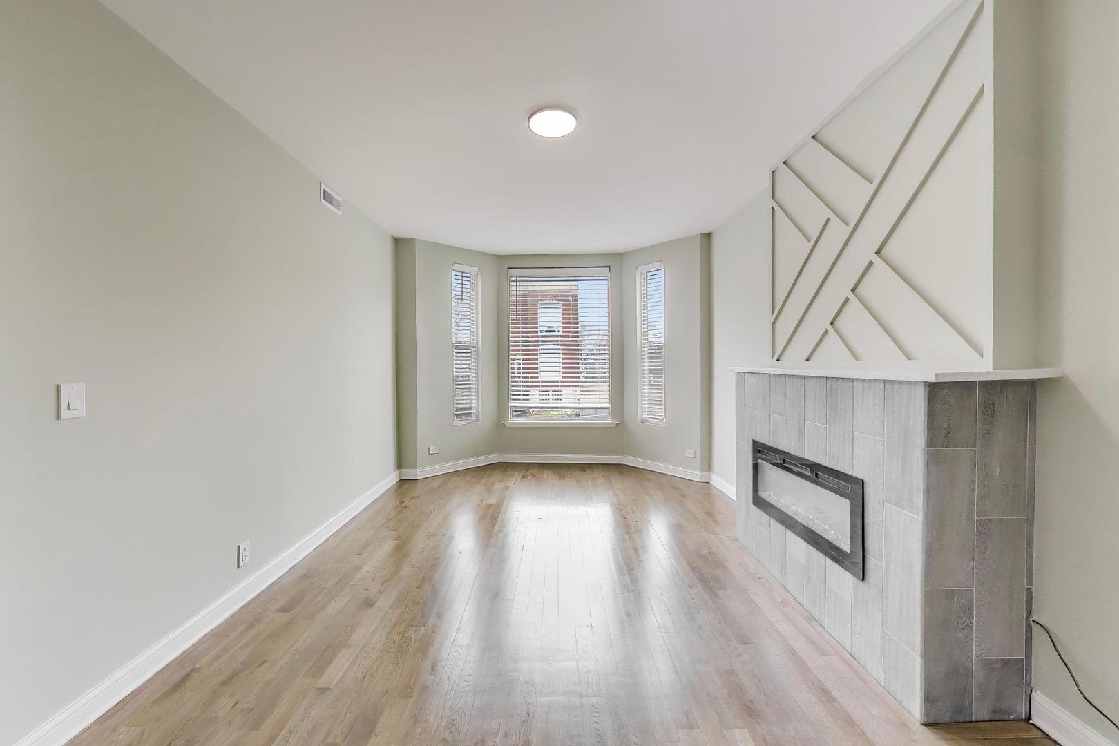 4330 S Langley Avenue