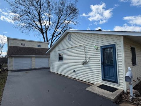 Tiny photo for 111 Cedar Circle, Streamwood, IL 60107 (MLS # 12595246)