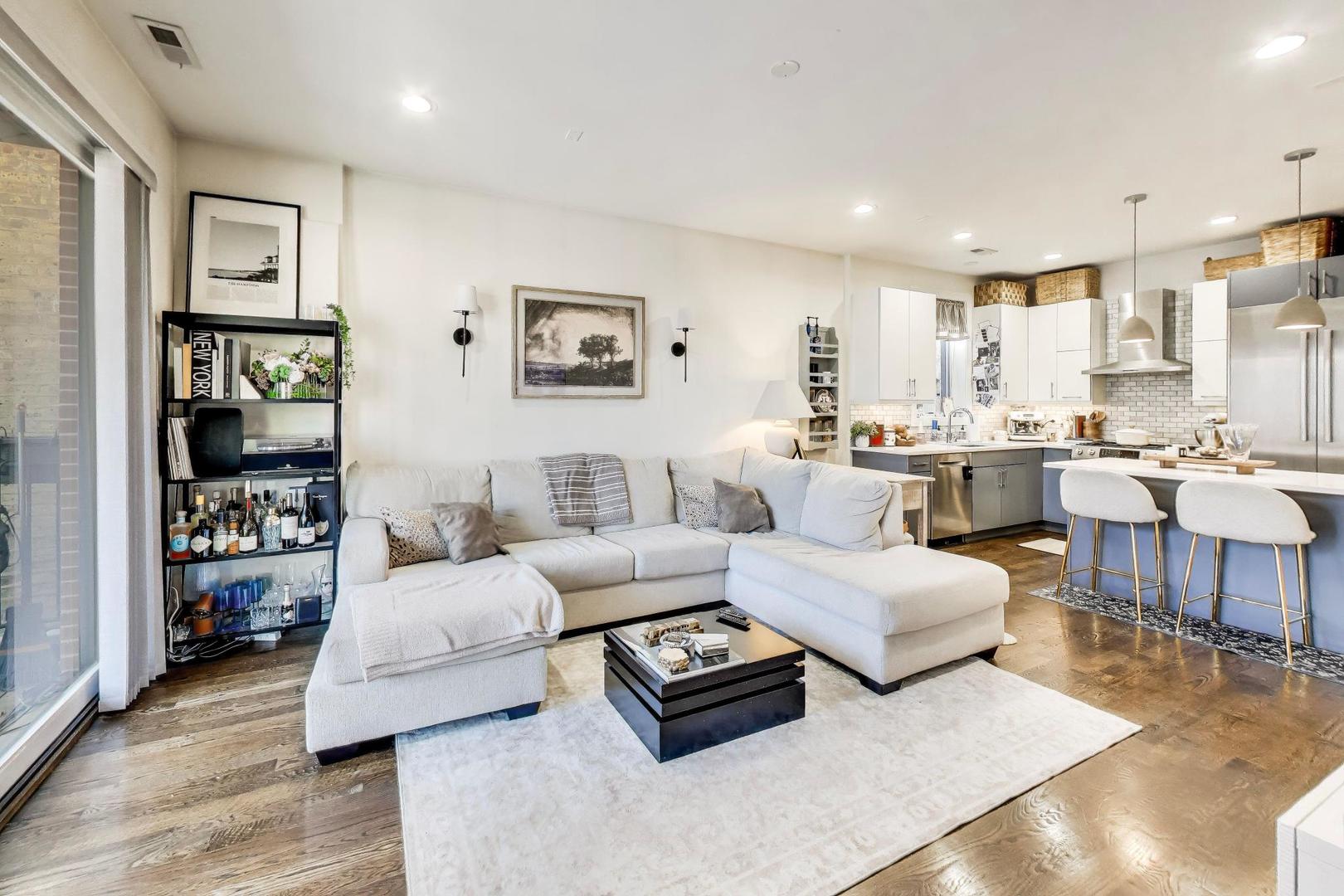 1036 N Paulina Street 2