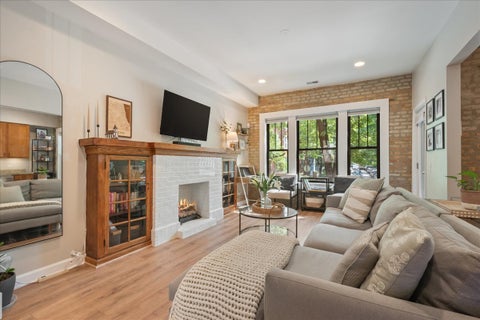 Tiny photo for 1846 W Berteau Avenue #1, Chicago, IL 60613 (MLS # 12745230)