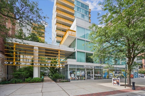 Photo of 1580 SHERMAN Avenue #PH08, Evanston, IL 60201 (MLS # 12755385)