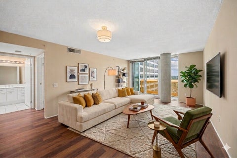 Tiny photo for 1580 SHERMAN Avenue #PH08, Evanston, IL 60201 (MLS # 12755385)