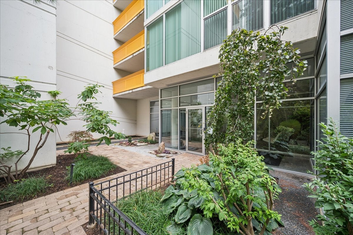 1580 SHERMAN Avenue PH08