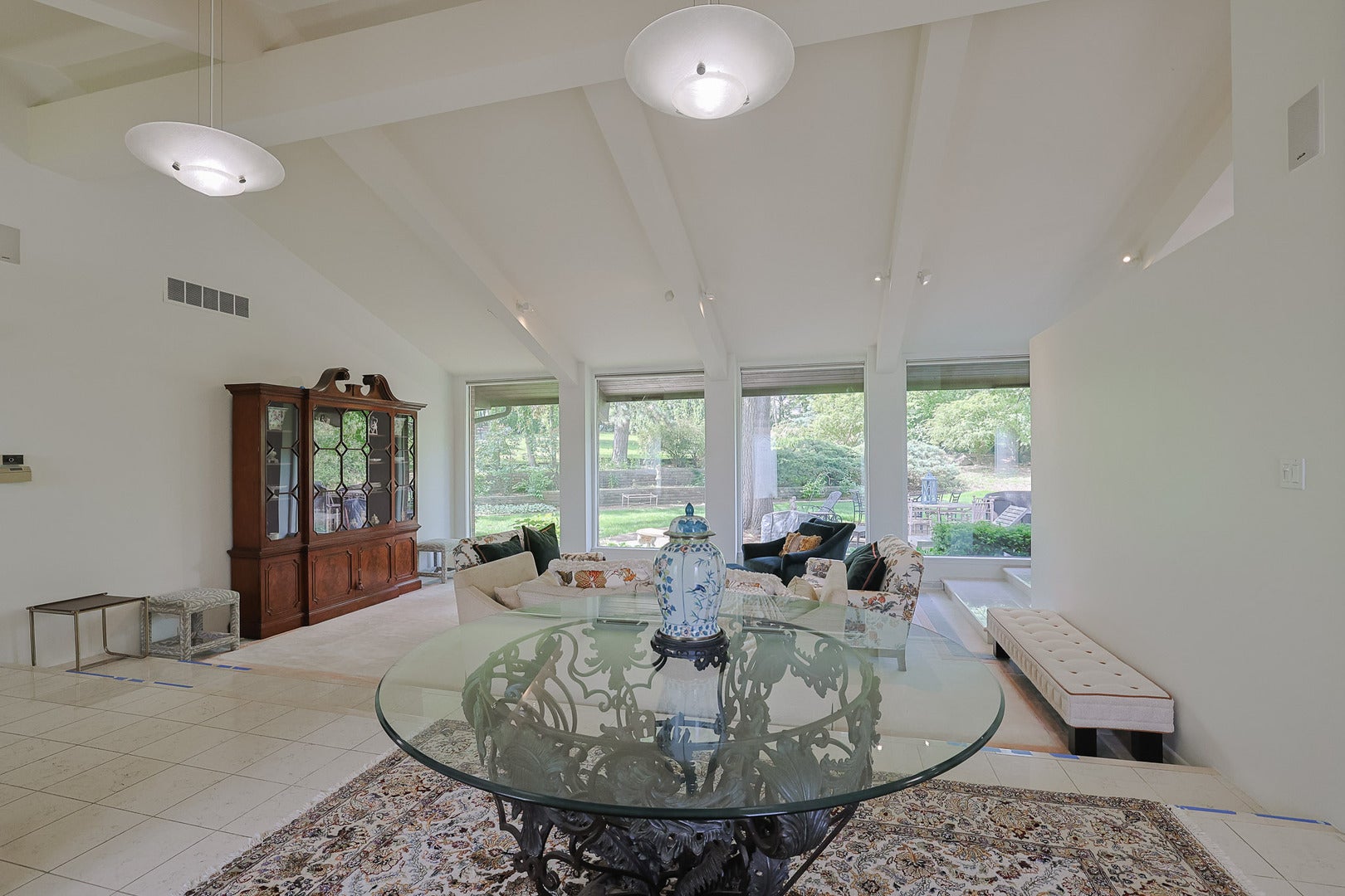 9 Camelot Dr, Oak Brook, IL, 60523, USA, 4 Bedrooms Bedrooms, ,4 BathroomsBathrooms,Residential,Active,9 Camelot Dr,12718210