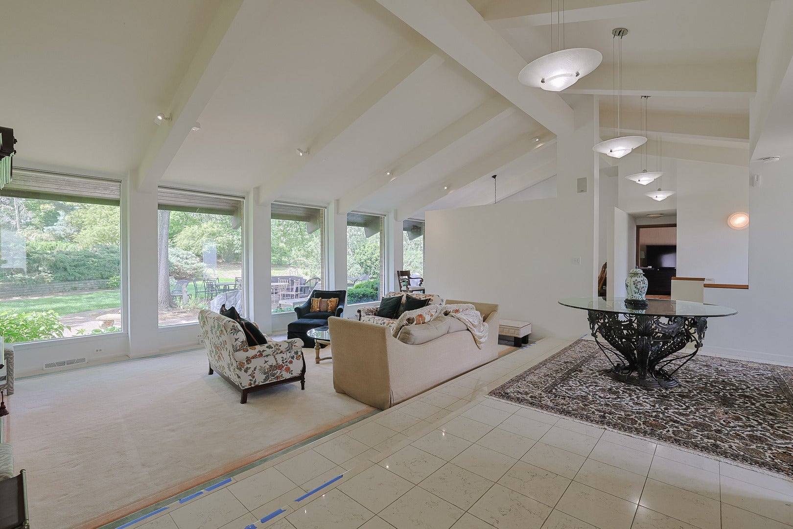 9 Camelot Drive