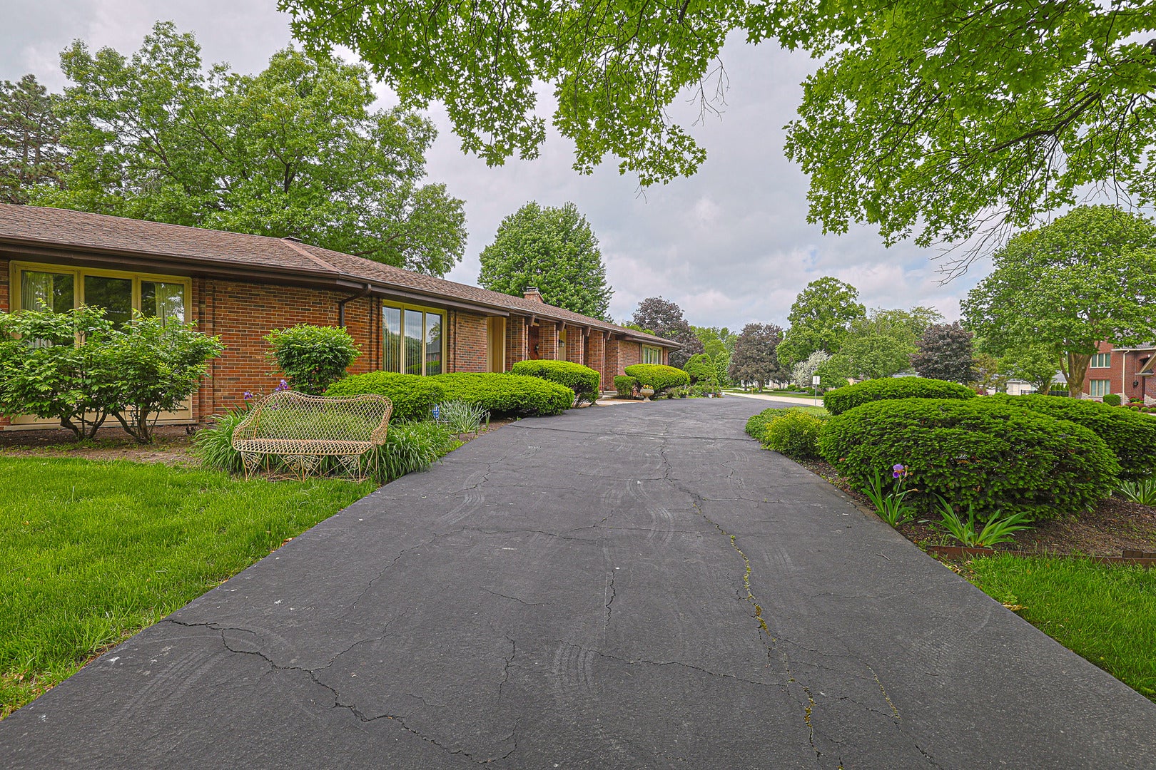 9 Camelot Drive